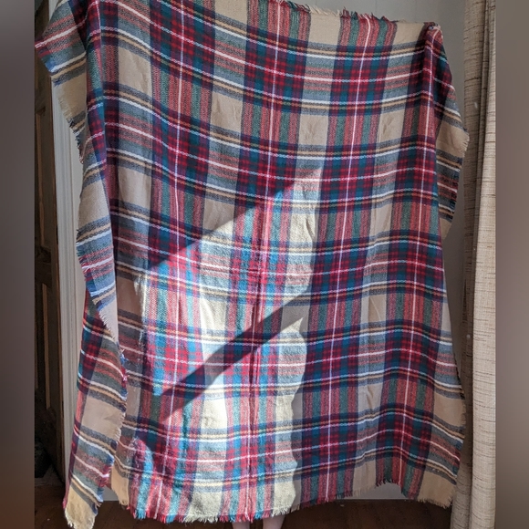 Altar’d State blanket scarf - Picture 7 of 7